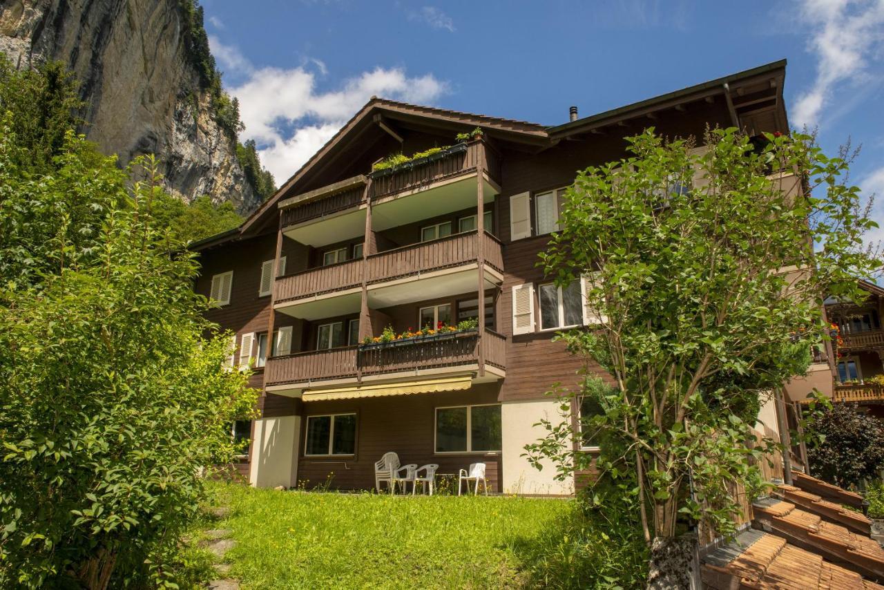 Staubbach Beautiful Waterfall Lauterbrunnen
